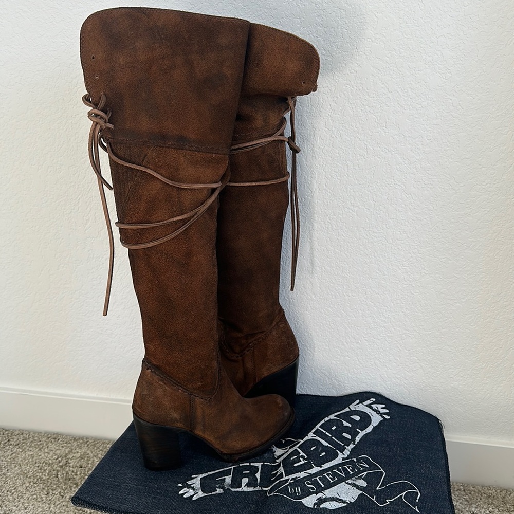 FREEBIRD BY STEVEN BROCK